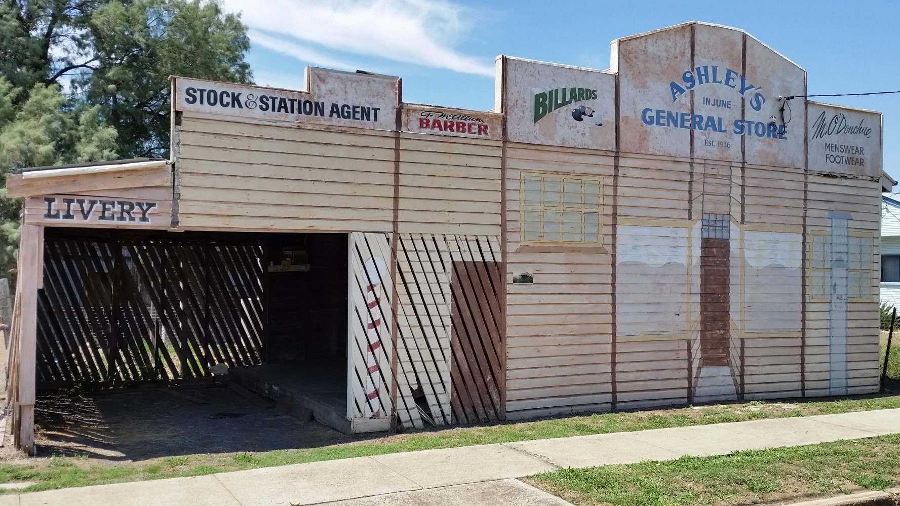 General store Injune